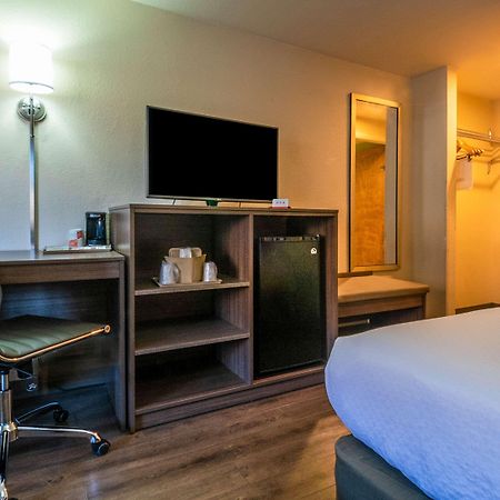 Econo Lodge Cherokee Near River Park Exteriér fotografie