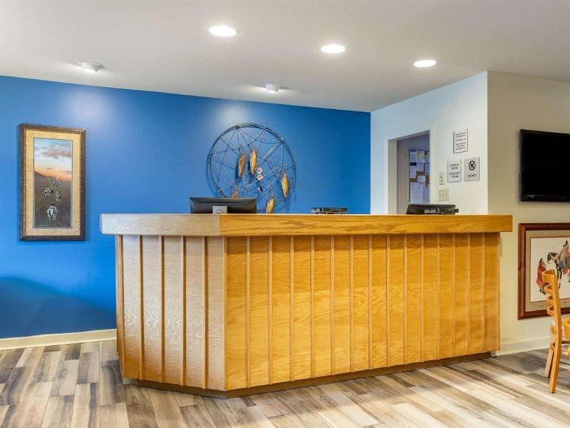 Econo Lodge Cherokee Near River Park Exteriér fotografie