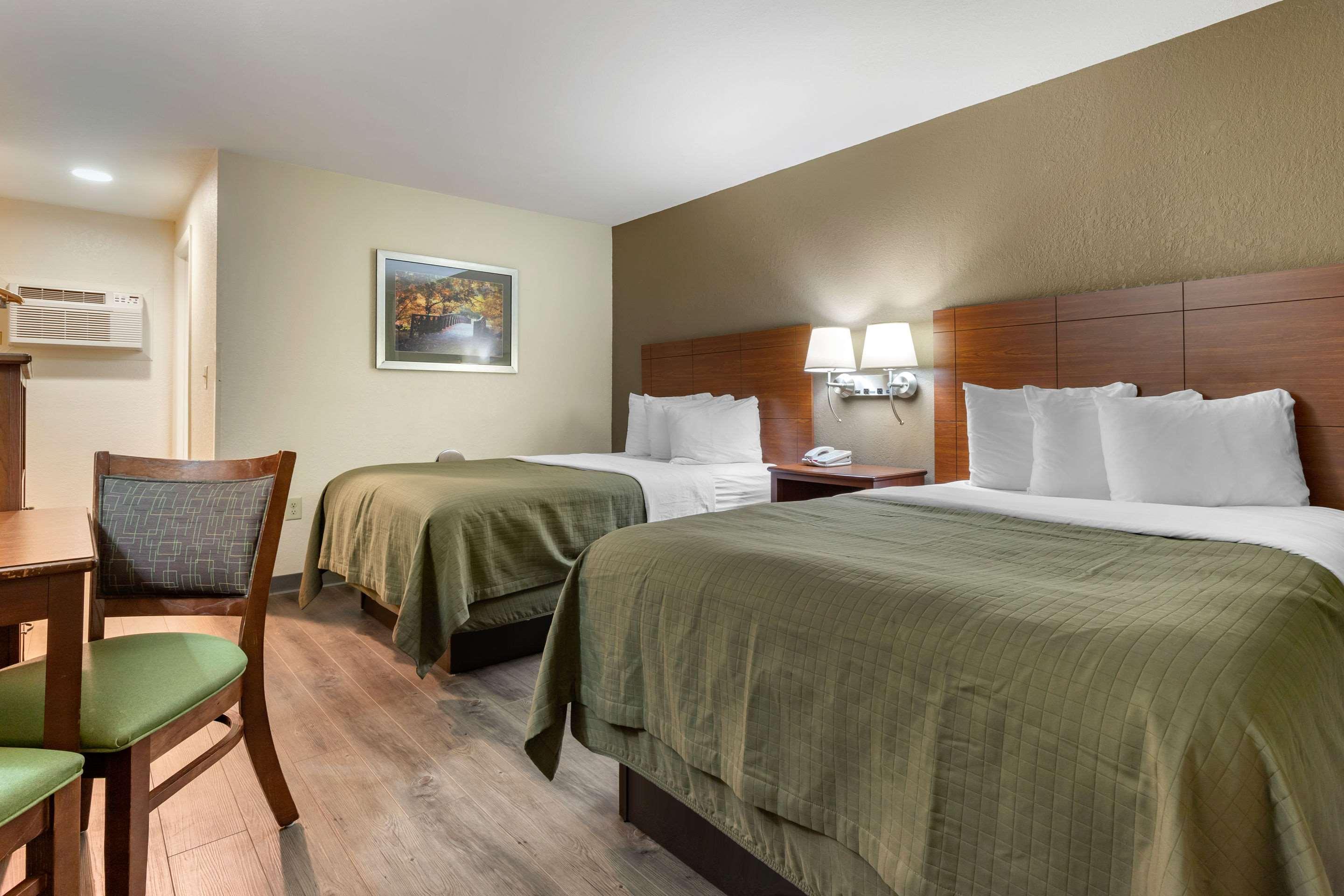 Econo Lodge Cherokee Near River Park Exteriér fotografie