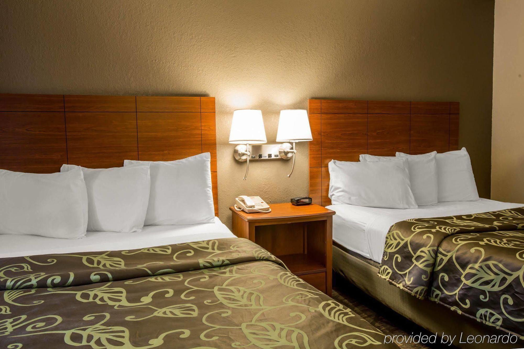 Econo Lodge Cherokee Near River Park Exteriér fotografie
