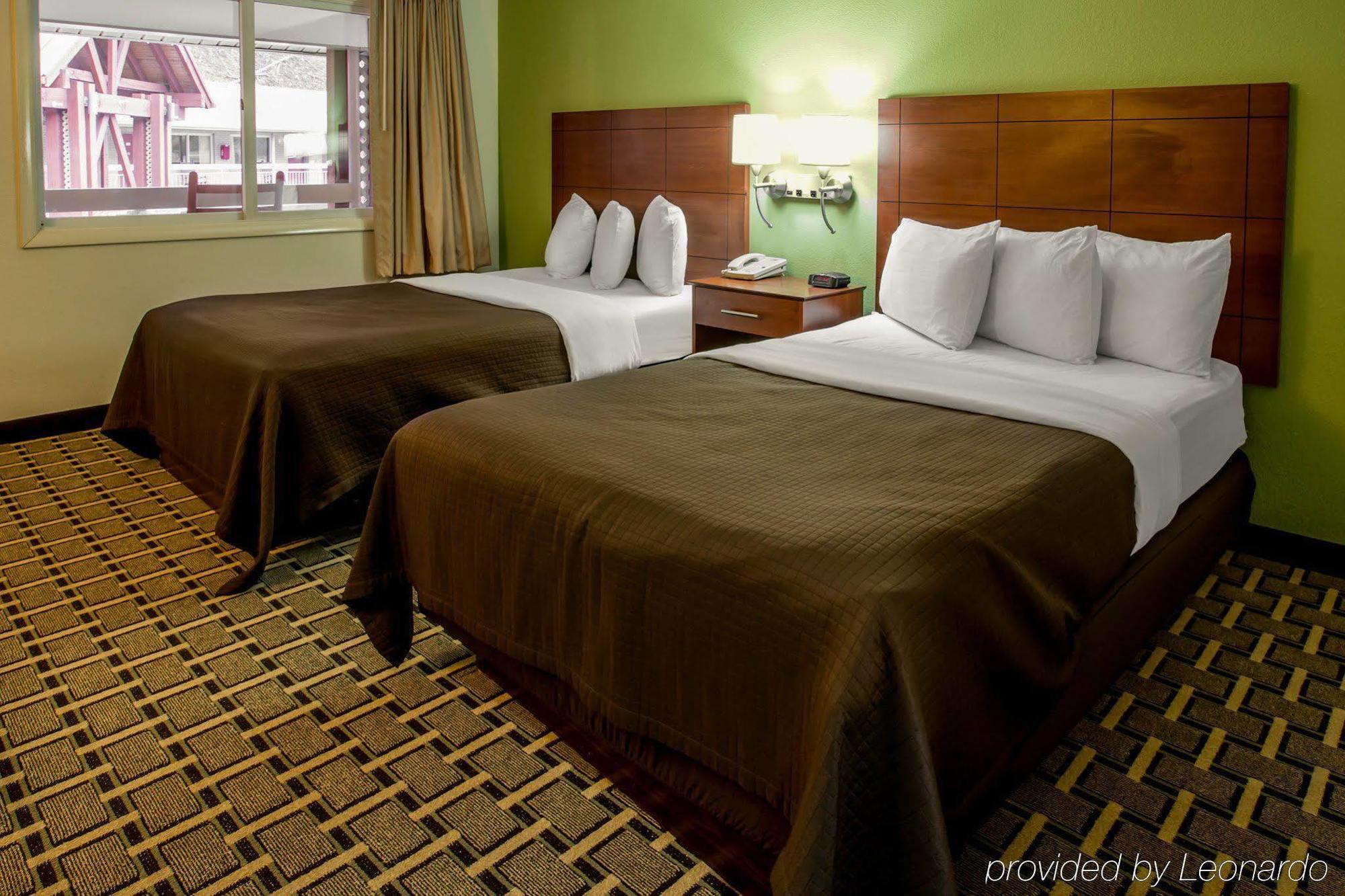 Econo Lodge Cherokee Near River Park Exteriér fotografie
