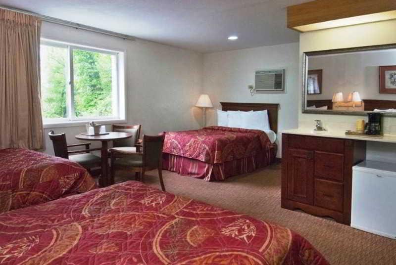 Econo Lodge Cherokee Near River Park Pokoj fotografie
