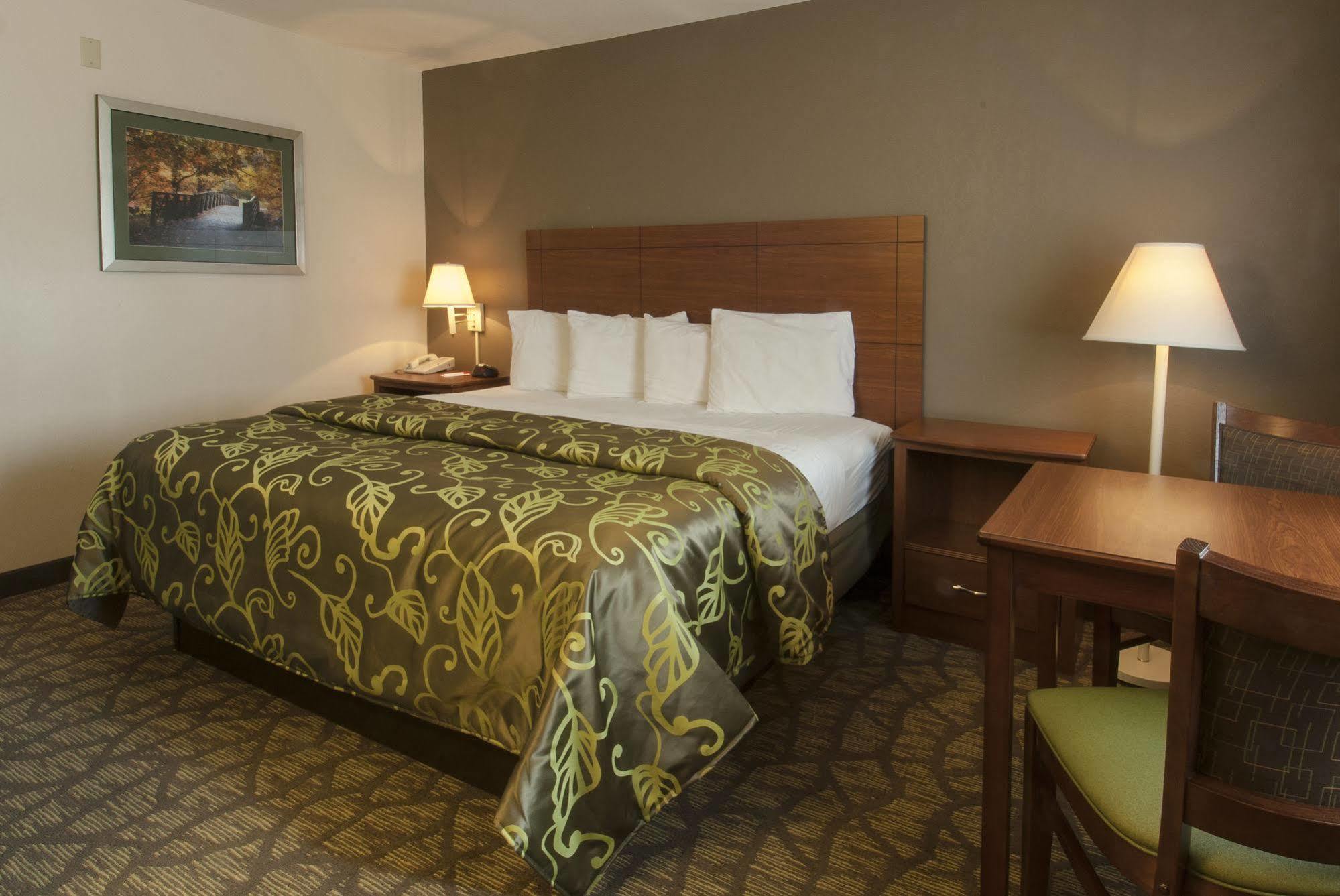 Econo Lodge Cherokee Near River Park Exteriér fotografie